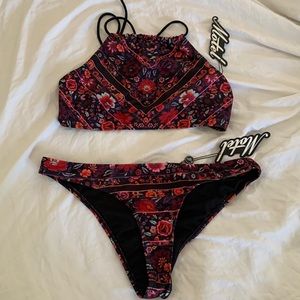 NWT Motel Rocks Gypsy Heart Bikini - NOTE BOTTOMS SIZE  L - TOP SIZE XL